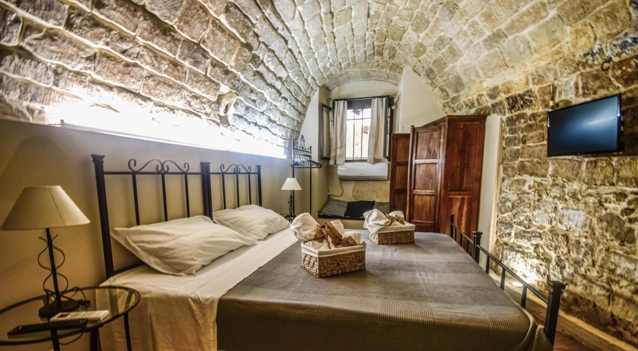 Villa Domum In Petra Casa Nella Roccia Self Check - In Módica Exterior foto